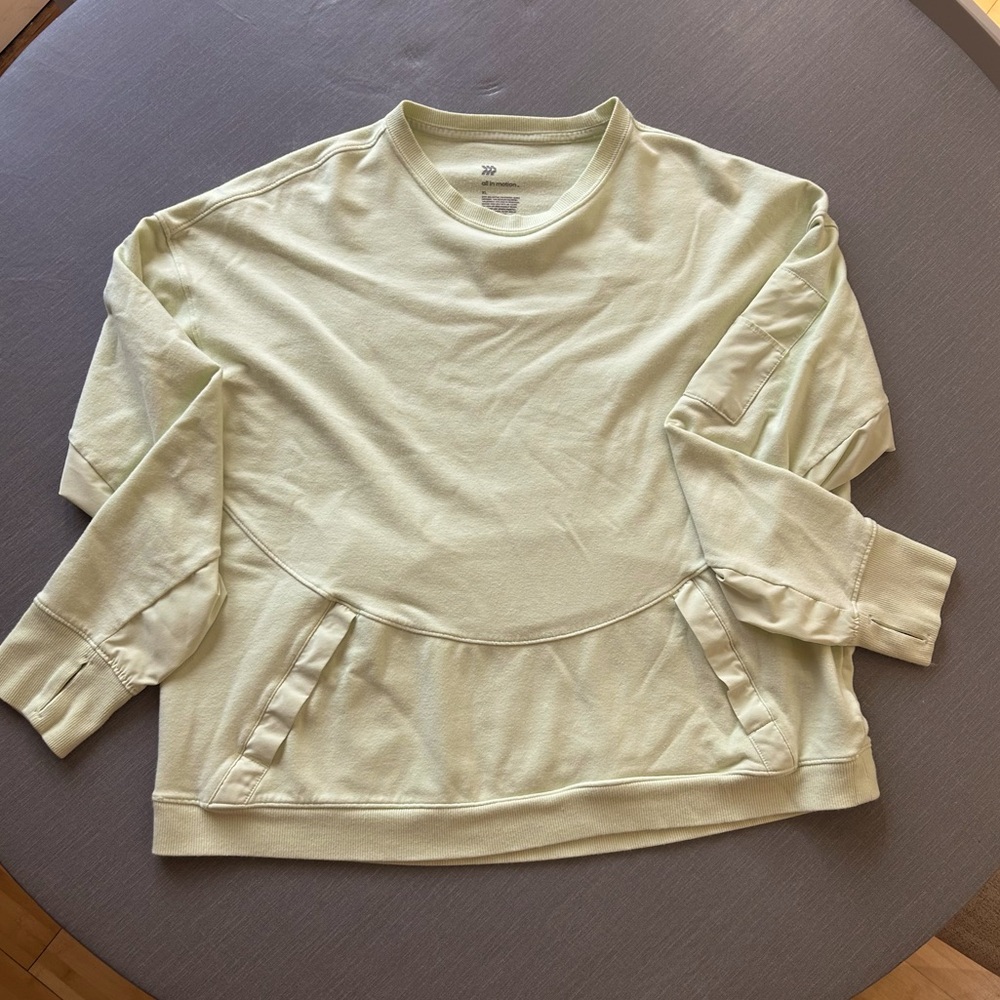 All in Motion Sz XL Mint Green Crewneck